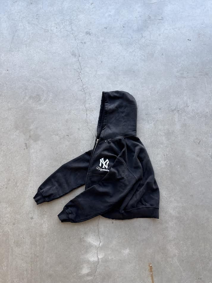 NY Distressed Hoodie "Black"