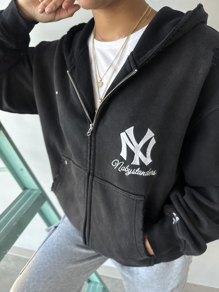 NY Distressed Hoodie "Black"